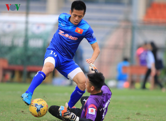 24 cau thu dt viet nam duoc trieu tap cho tran gap campuchia