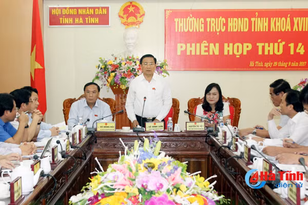 nghi quyet trinh hdnd tinh phai phu hop thuc tien co tinh kha thi