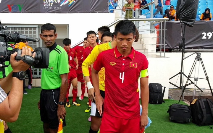 24 cau thu dt viet nam duoc trieu tap cho tran gap campuchia