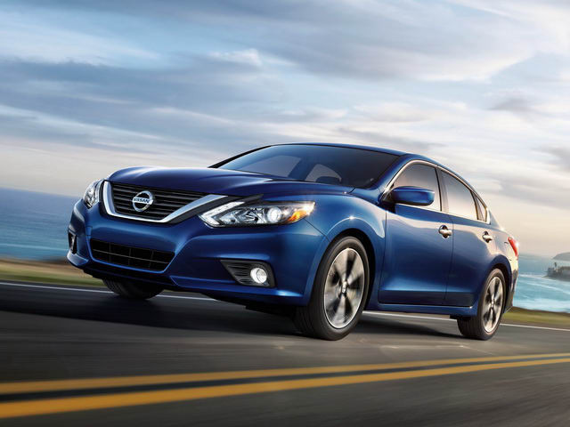 nissan teana 2018 doi thu cua camry gia 546 trieu dong