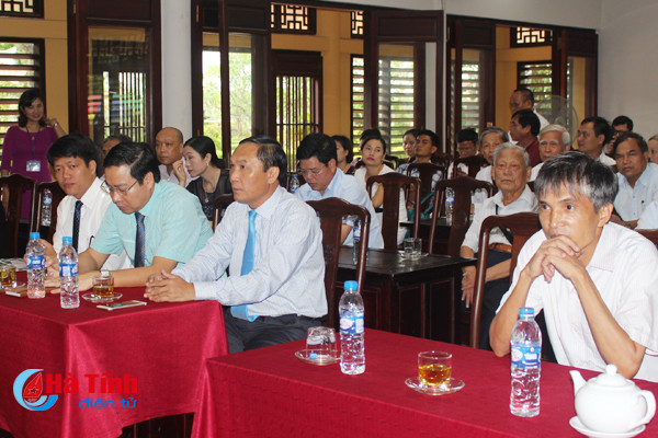 ha tinh tiep nhan phien ban moc ban ve dai thi hao nguyen du