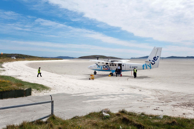 8 san bay khien du khach vua thich thu vua song trong so hai