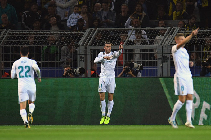ronaldo lap cu dup real nhan chim chu nha dortmund