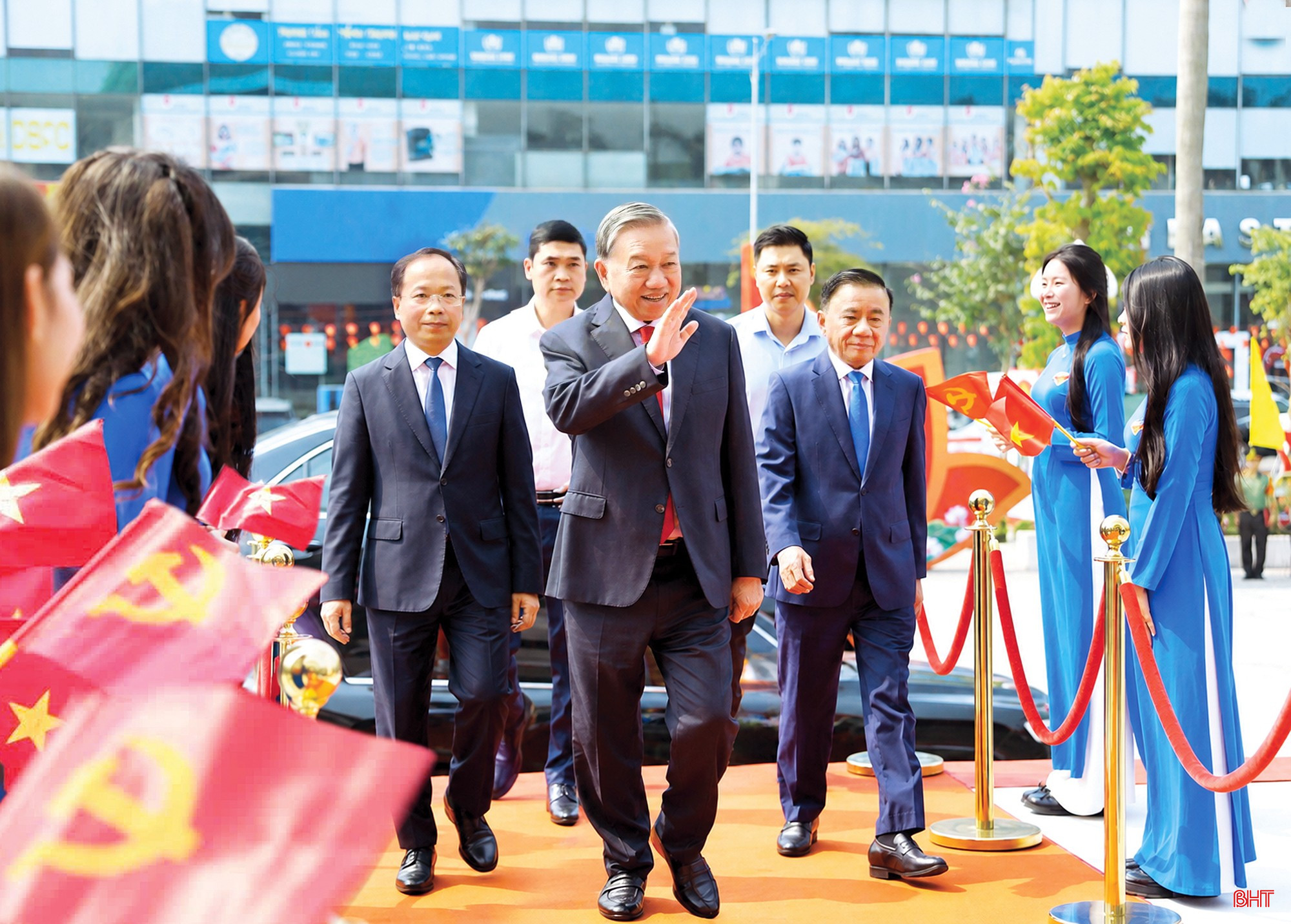 bqbht_br_t1-anh-du-le-ky-niem-120-nam-ha-huy-tap-mmm.jpg