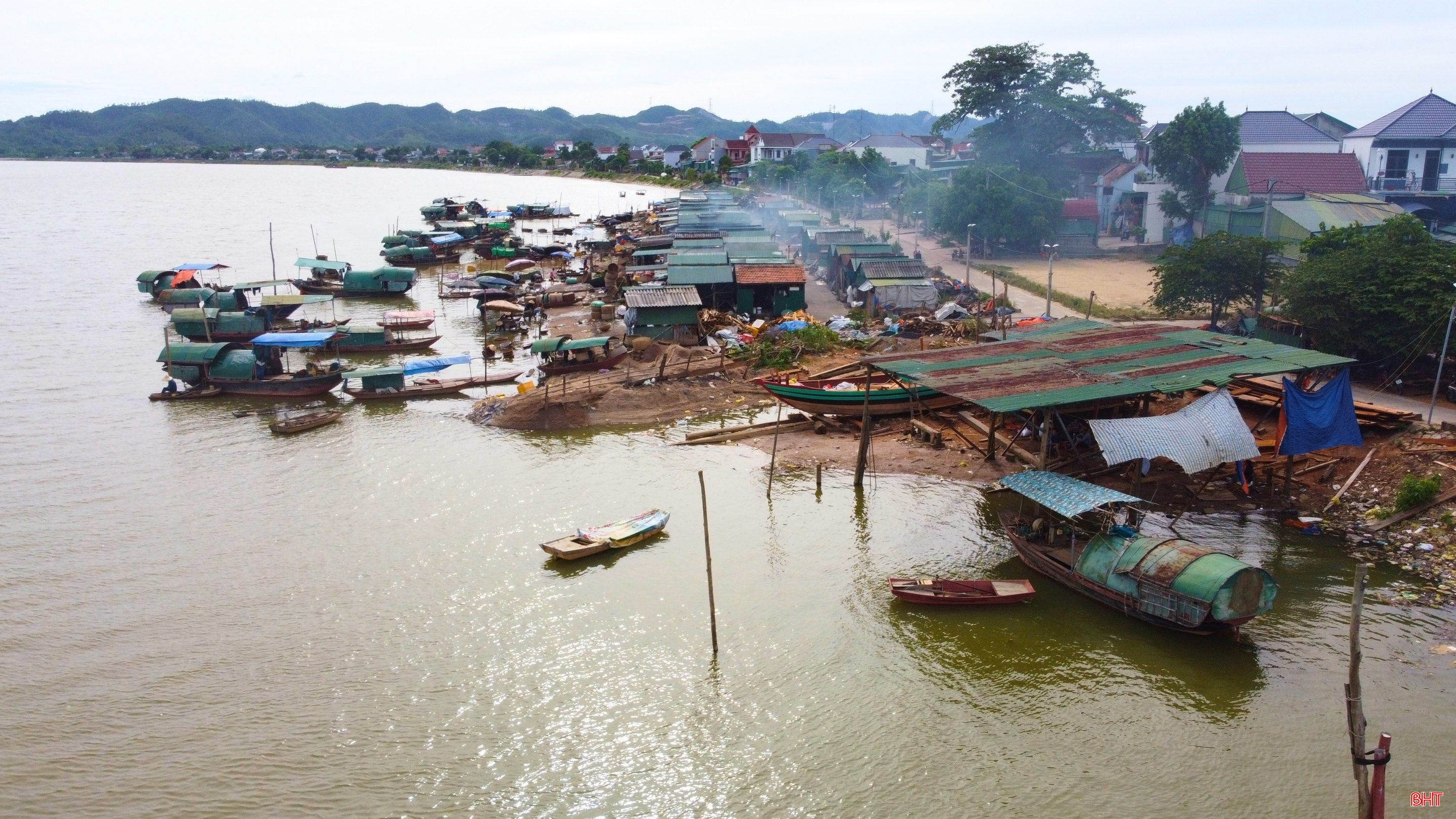 bqbht_br_pc-bai-1-chuyen-de-nghia-trang.jpg