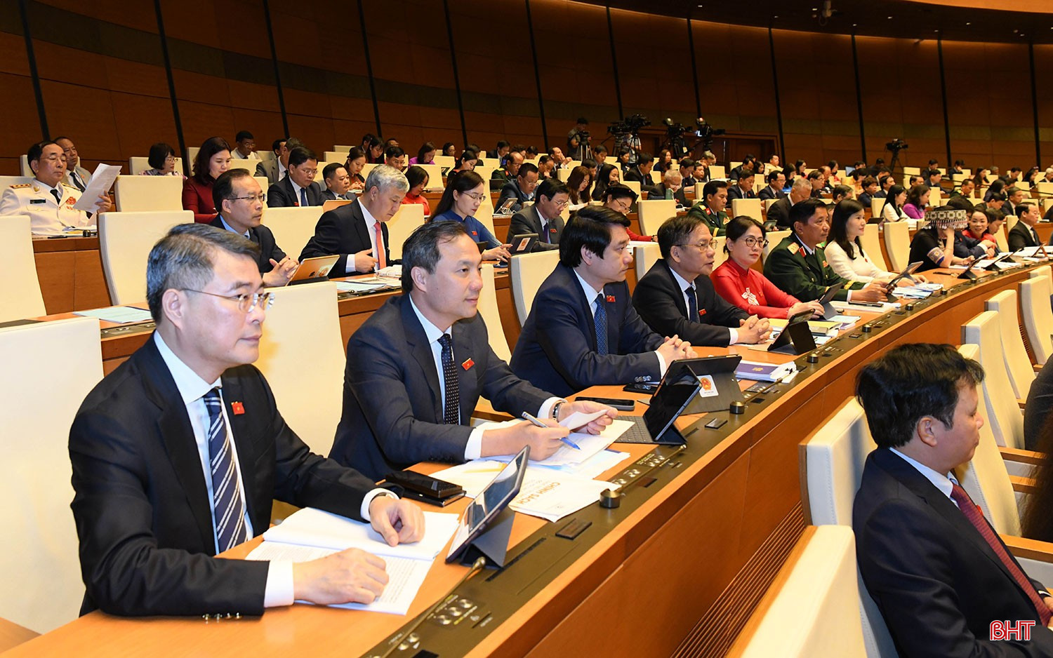 bqbht_br_thuyan-doan-ha-tinh-tham-gia-khai-mac-ky-hop-9.jpg