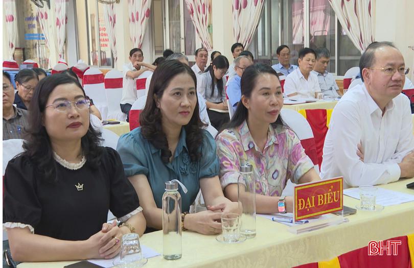 Đại biểu tham dự hội nghị bqbht_br_sua-dai-bieu-l.jpg