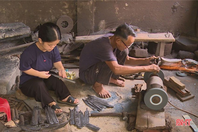 Thương bố mẹ vất vả, Thu Hà luôn cố gắng học tập. bqbht_br_thu-ha.jpg