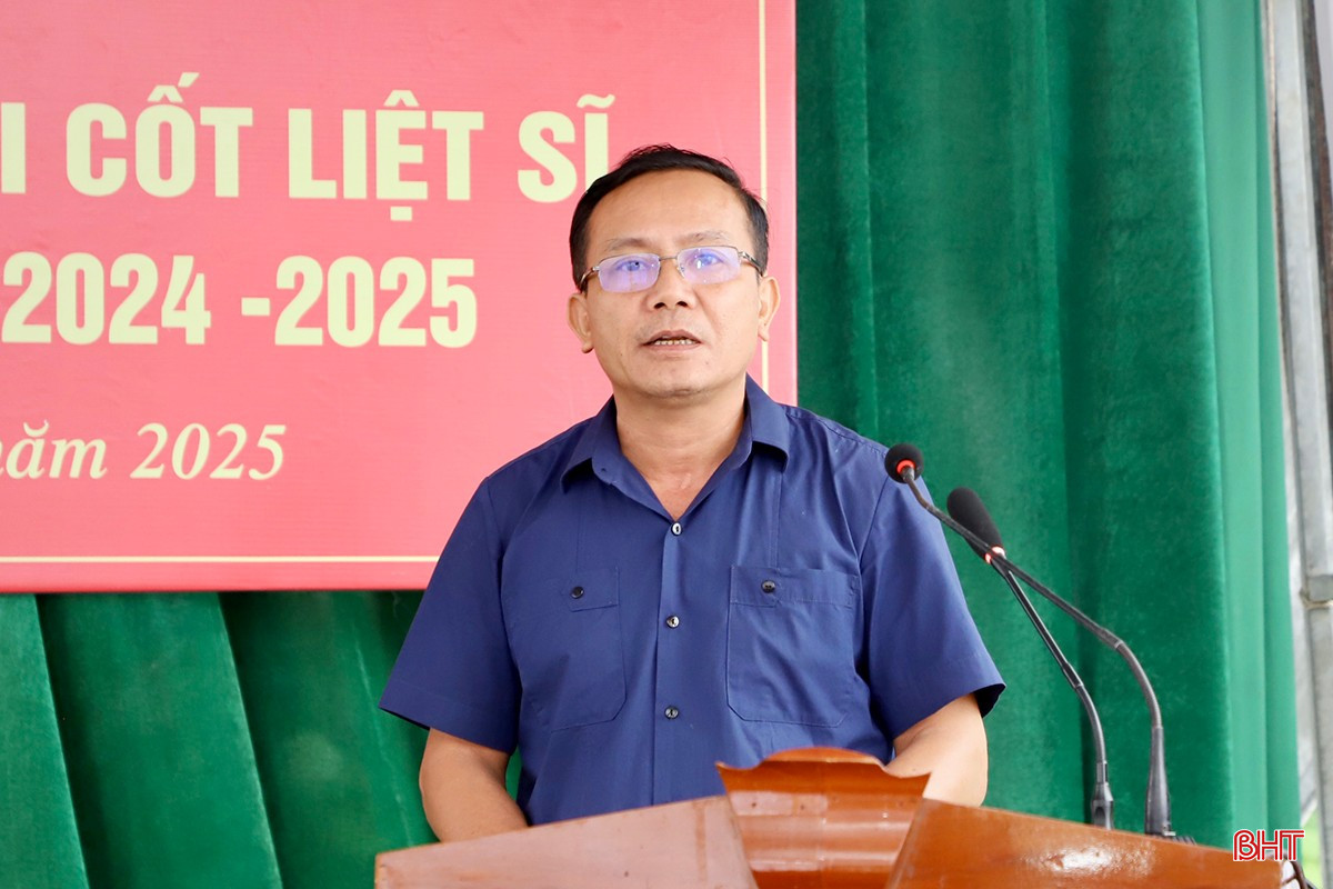 Thượng tá Trần Văn Sơn - Đội trưởng Đội Quy tập (Bộ CHQS tỉnh) báo cáo một số kết quả trong thực hiện nhiệm vụ tìm kiếm, cất bốc mùa khô 2024 - 2025. bqbht_br_img-9339-copy.jpg