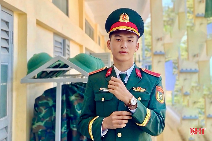 Thái Việt Hoàng - người con Tùng Ảnh (Đức Thọ) vinh dự được tham gia lễ duyệt binh tại Quảng trường Đỏ. bqbht_br_img-9380-copy.jpg