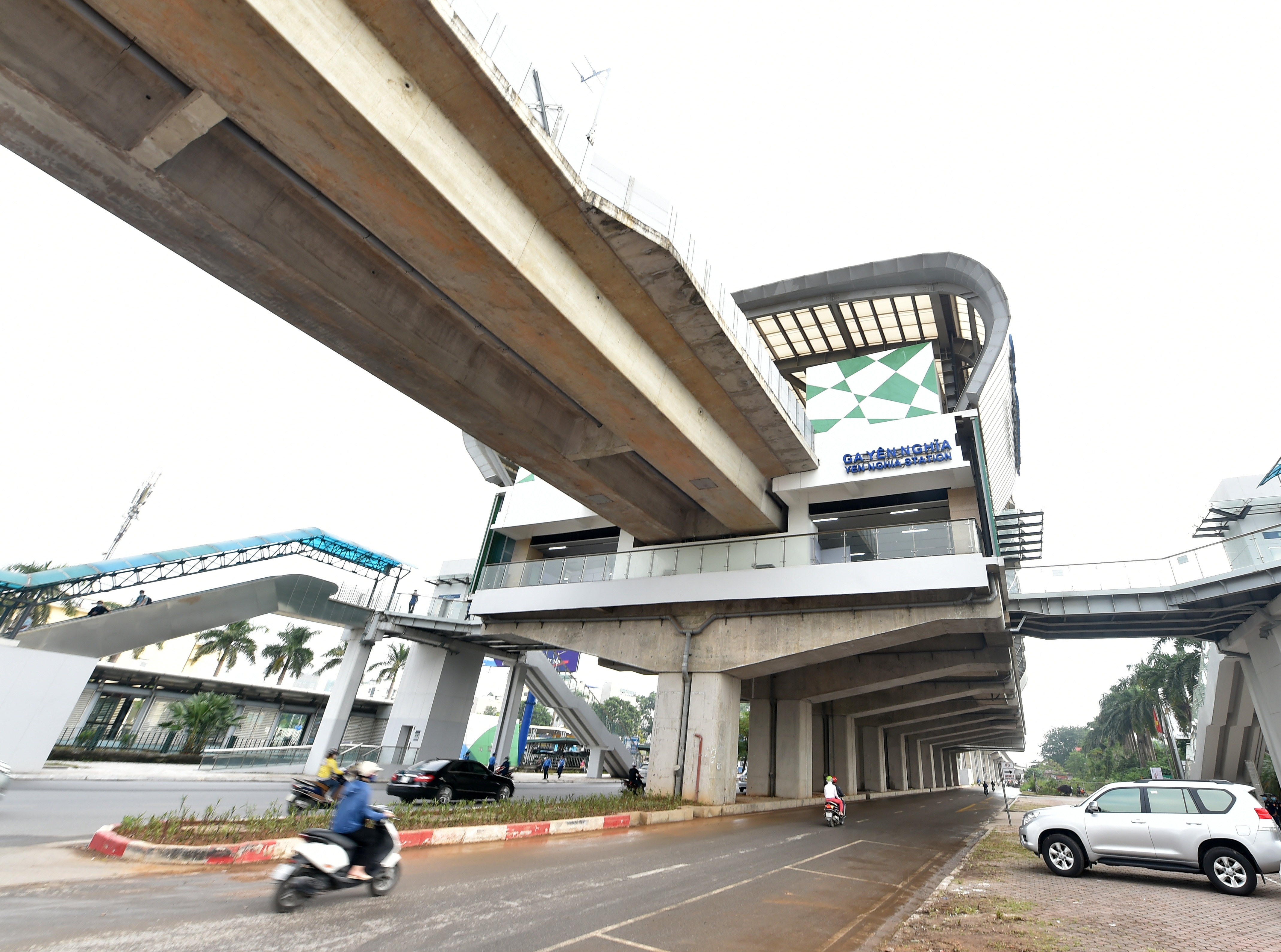 Chuyến tàu thương mại đầu tiên tuyến Cát Linh - Hà Đông