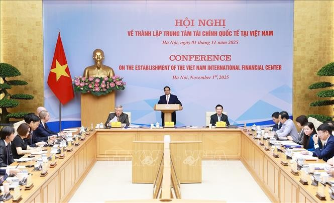 Thủ tướng Phạm Minh Chính chủ trì Hội nghị tham vấn các chuyên gia, tổ chức trong nước và quốc tế về thành lập Trung tâm tài chính quốc tế tại Việt Nam. Ảnh: Dương Giang/TTXVN Thủ tướng Phạm Minh Chính chủ trì Hội nghị tham vấn các chuyên gia, tổ chức trong nước và quốc tế về thành lập Trung tâm tài chính quốc tế tại Việt Nam. Ảnh: Dương Giang/TTXVN