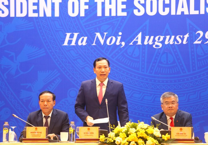 Thượng tướng Lê Văn Tuyến, Thứ trưởng Công an, tại họp báo. Ảnh: Phạm Dự