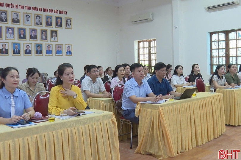 Đại biểu tham dự hội nghị img-6820.jpg