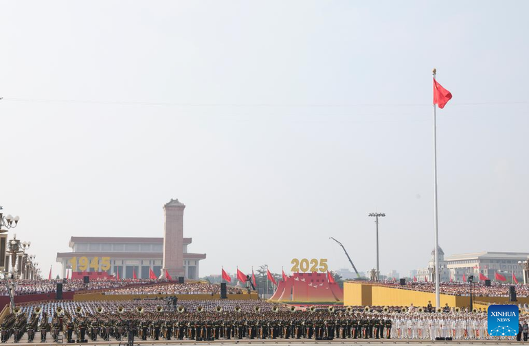 Lễ thượng cờ được tổ chức tại Quảng trường Thiên An Môn.