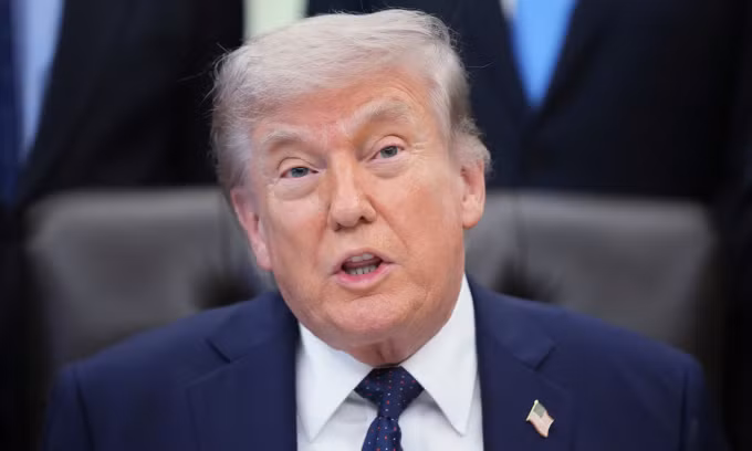 Tổng thống Mỹ Donald Trump phát biểu tại Nhà Trắng hôm 23/4. Ảnh: AP