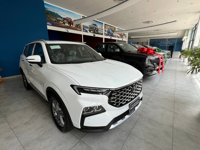 Mẫu xe Ford Territory giảm giá hơn 150 triệu đồng/chiếc kể từ khi ra mắt, nhờ đó doanh số tăng mạnh Mẫu xe Ford Territory giảm giá hơn 150 triệu đồng/chiếc kể từ khi ra mắt, nhờ đó doanh số tăng mạnh