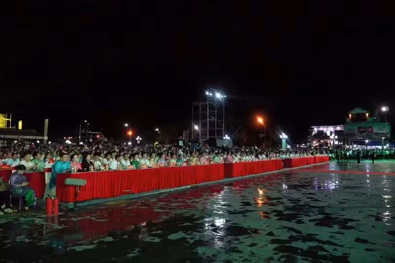 Các đại biểu tham dự chương trình.