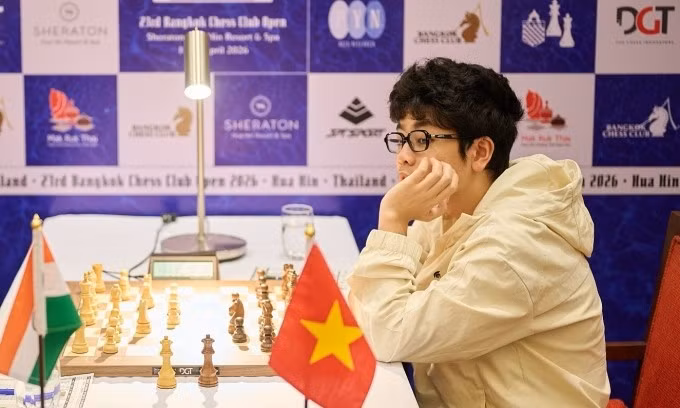 Đầu Khương Duy trong một ván đấu tại giải cờ vua Bangkok Mở rộng tại Thái Lan tháng 4/2026. Ảnh: BCC Open