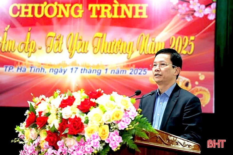 Chủ tịch UBND TP Hà Tĩnh Nguyễn Trọng Hiếu phát biểu tại chương trình. bqbht_br_img-6523.jpg