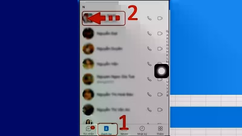 Nhấn vào phần Danh bạ của Zalo