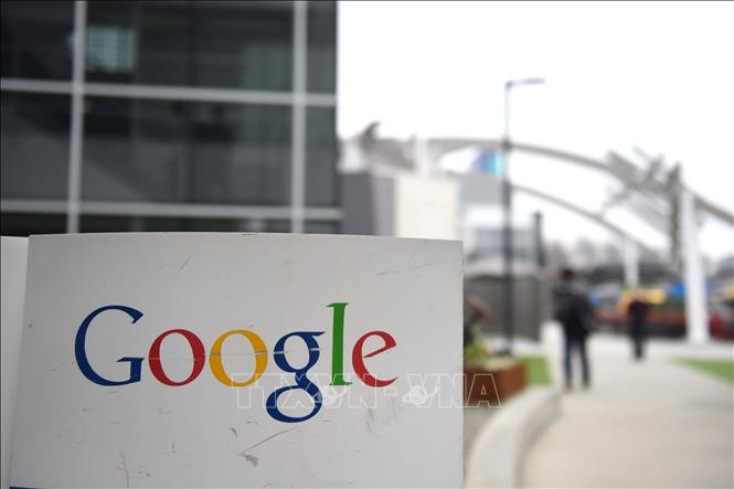 Biểu tượng của Google tại trụ sở của công ty ở New York, Mỹ. Ảnh: AFP/TTXVN