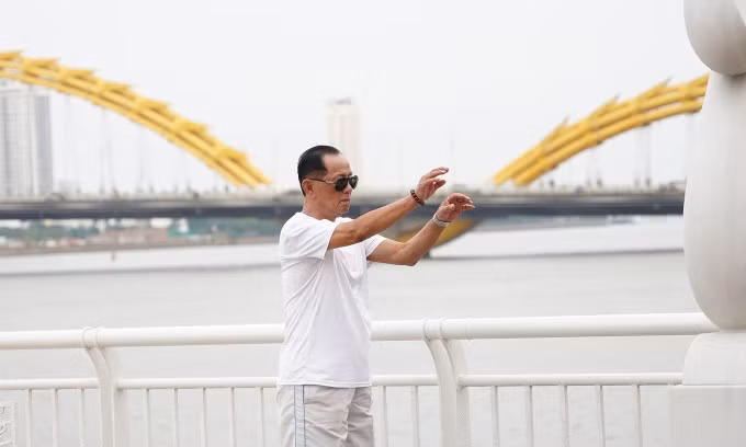 Vận động giúp tăng nhạy cảm insulin và giảm mỡ nội tạng. Ảnh: Nguyễn Đông