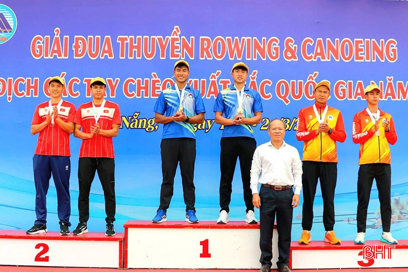 bqbht_br_anh-2-cac-vdv-nguyen-van-hieu-tran-trung-quan-gianh-hcv-noi-dung-m2-x.jpg