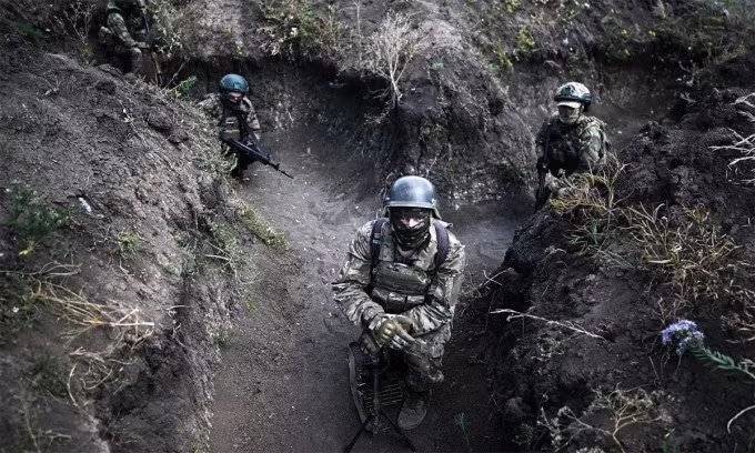 Quân nhân Nga trên thao trường gần tiền tuyến ngày 20/8. Ảnh: BQP Nga