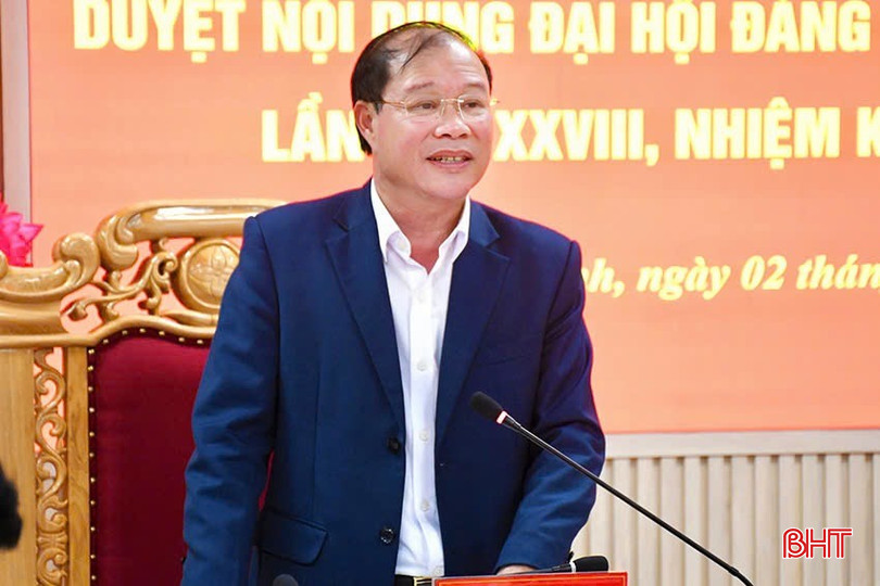 Bí thư Thị ủy Kỳ Anh Nguyễn Hoài Sơn phát biểu chỉ đạo hội nghị. bqbht_br_img-6047.jpg