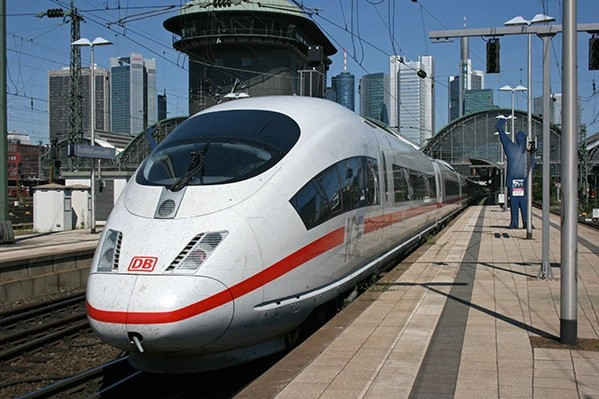 Đường sắt tốc độ cao tại Đức. Ảnh: InterCityExpress