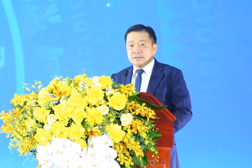 Ông Huỳnh Quang Liêm, Tổng Giám đốc VNPT, đơn vị doanh nghiệp công nghiệp tham gia thiết Sàn giao dịch việc làm quốc gia.