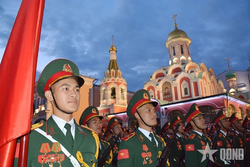 Chuẩn bị cho buổi sơ duyệt.