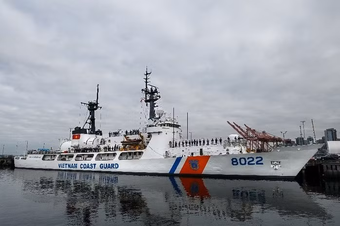 Tàu tuần tra CSB 8022 (Ảnh: Đại sứ quán Mỹ).