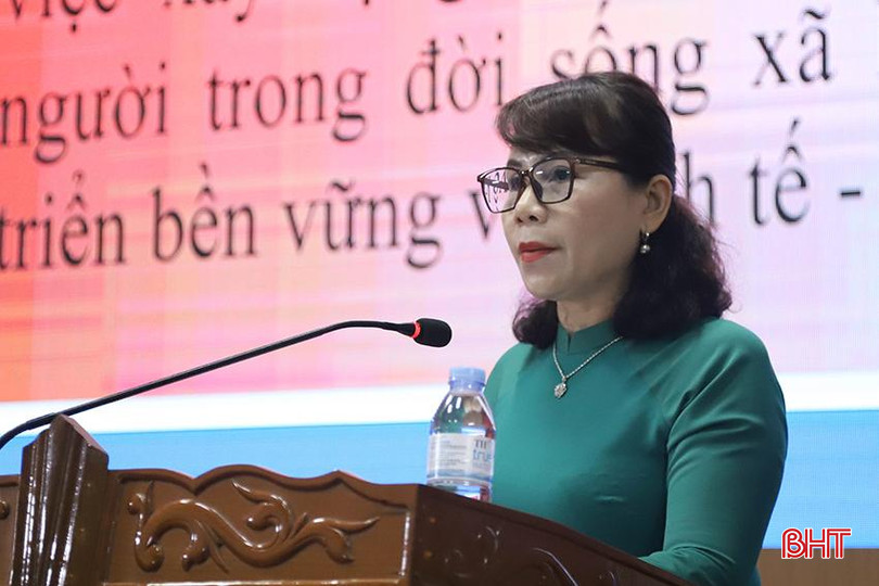 Phó Giám đốc Sở VH-TT&DL Lê Thị Loan triển khai Kế hoạch số 320/KH-UBND ngày 10/7/2024 về thực hiện Nghị quyết số 18 -NQ/TU ngày 22/12/2023 của BCH Đảng bộ tỉnh về xây dựng, phát triển văn hóa và con người Hà Tĩnh trong giai đoạn mới. IMG_8482.JPG