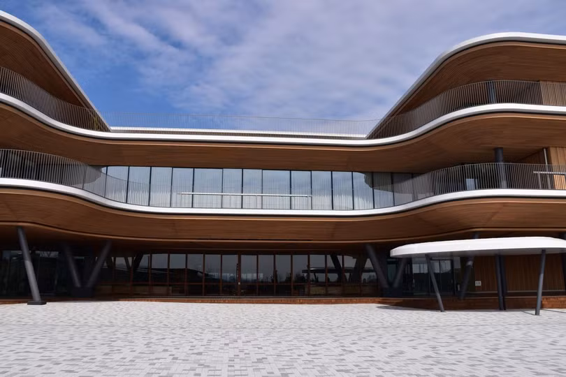 CREVA Okuma, được xây dựng với tư cách là một địa điểm tiên phong để đạt được mục tiêu không phát thải carbon. Ảnh: Nguyễn Tuyến – Pv TTXVN tại Nhật Bản