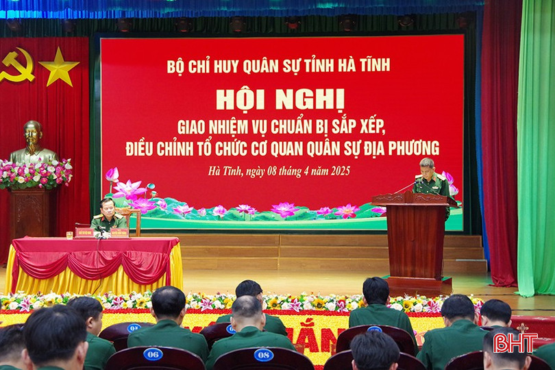Bộ CHQS tỉnh vừa tổ chức Hội nghị giao nhiệm vụ chuẩn bị sắp xếp, điều chỉnh tổ chức cơ quan quân sự địa phương. bqbht_br_1-4.jpg