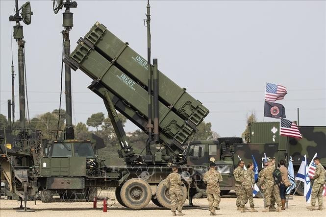 Hệ thống phòng không Patriot của Mỹ. Ảnh tư liệu: Anadolu Agency/TTXVN Hệ thống phòng không Patriot của Mỹ. Ảnh tư liệu: Anadolu Agency/TTXVN