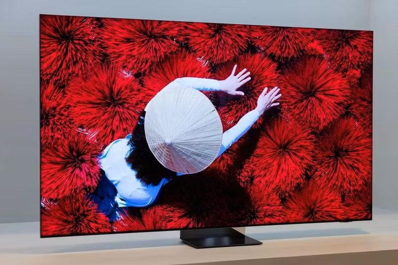 Linh kiện thiếu hụt khiến giá TV có thể tăng mạnh trong năm 2026. Ảnh: Bloomberg.