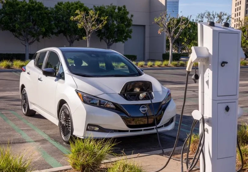 Tránh sạc pin đầy 100% thường xuyên