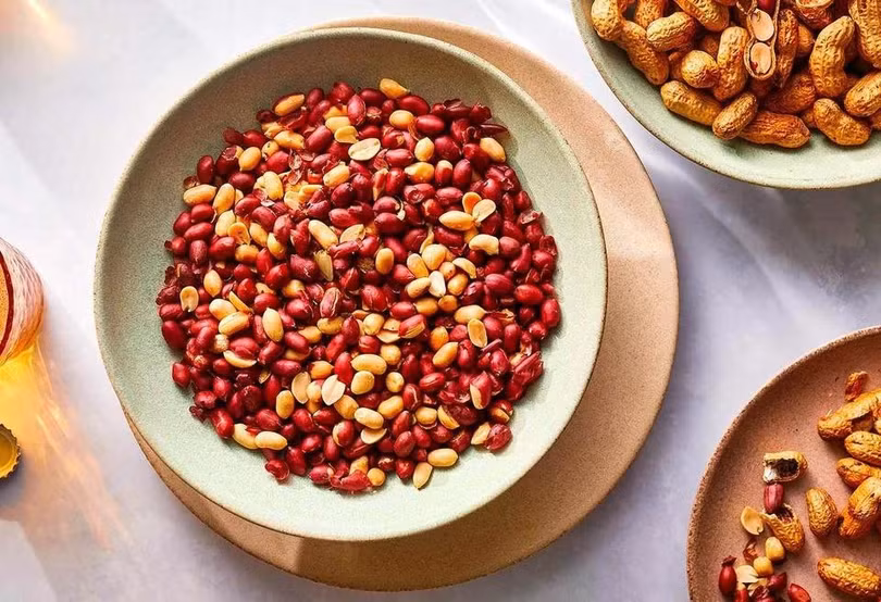 Đậu phộng chứa nhiều dưỡng chất lành mạnh hỗ trợ tăng cường sức khỏe. Ảnh: The Spruce Eats.