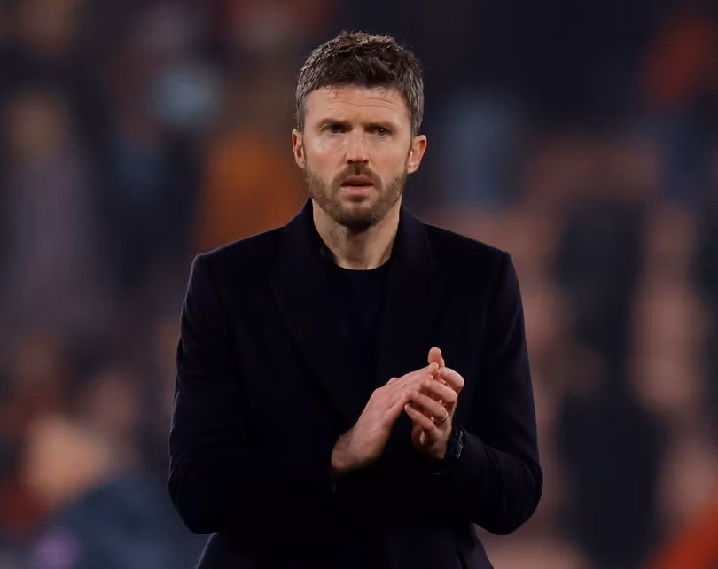 Carrick giúp MU tiến gần tấm vé Champions League. Ảnh: Reuters.