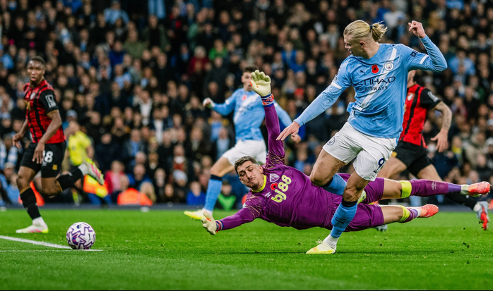 Haaland hoàn tất cú đúp sau 16 phút