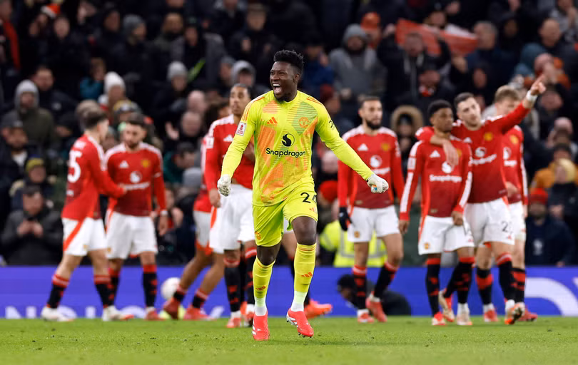 MU thắng ngược ở phút bù giờ.