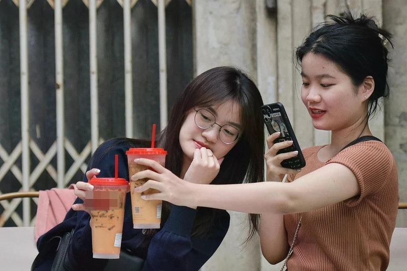 Người Việt có thói quen dùng đường trong các món ăn, thức uống trong khi trà sữa cũng là món yêu thích của đa số bạn trẻ. Ảnh minh họa: Thụy Trang. Người Việt có thói quen dùng đường trong các món ăn, thức uống trong khi trà sữa cũng là món yêu thích của đa số bạn trẻ. Ảnh minh họa: Thụy Trang.