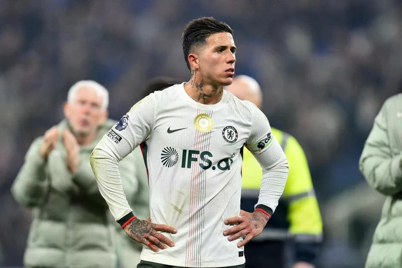 Chelsea thảm bại trên sân nhà của Everton.