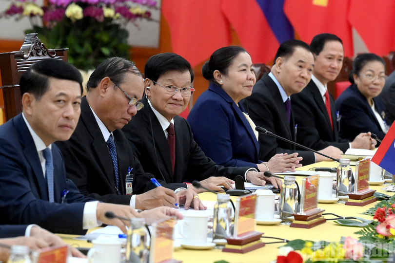 Tổng Bí thư, Chủ tịch nước Lào Thongloun Sisoulith phát biểu tại hội đàm.