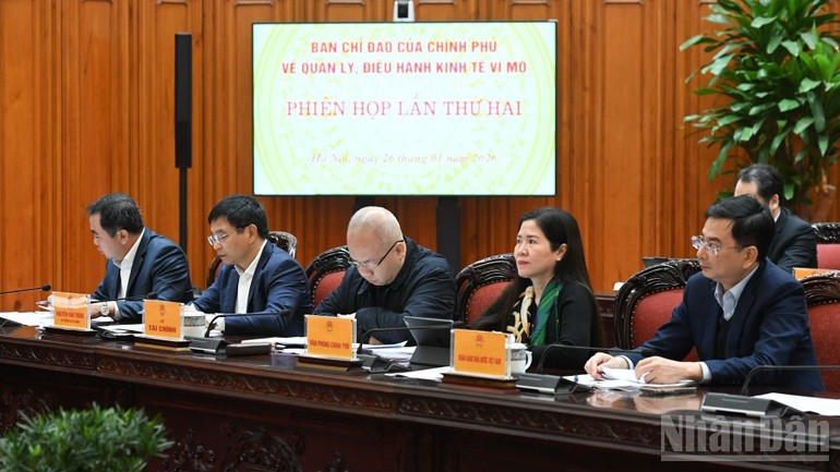 Lãnh đạo các bộ, ngành là thành viên Ban Chỉ đạo tham dự phiên họp. (Ảnh: TRẦN HẢI)