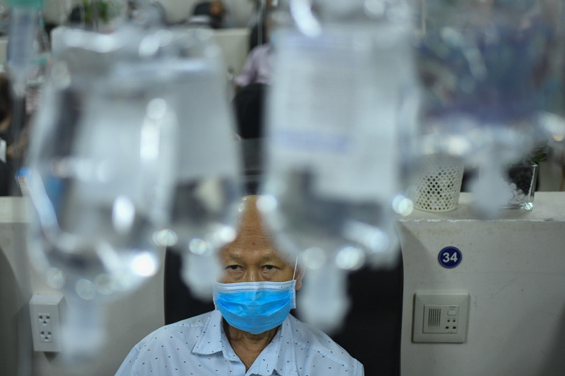 Bệnh nhân đang được truyền thuốc tại bệnh viện ở TP.HCM. Ảnh minh họa: Duy Hiệu. Bệnh nhân đang được truyền thuốc tại bệnh viện ở TP.HCM. Ảnh minh họa: Duy Hiệu.