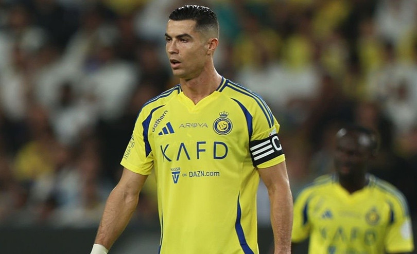 Ronaldo chơi nhạt nhòa ở derby. Ronaldo chơi nhạt nhòa ở derby.
